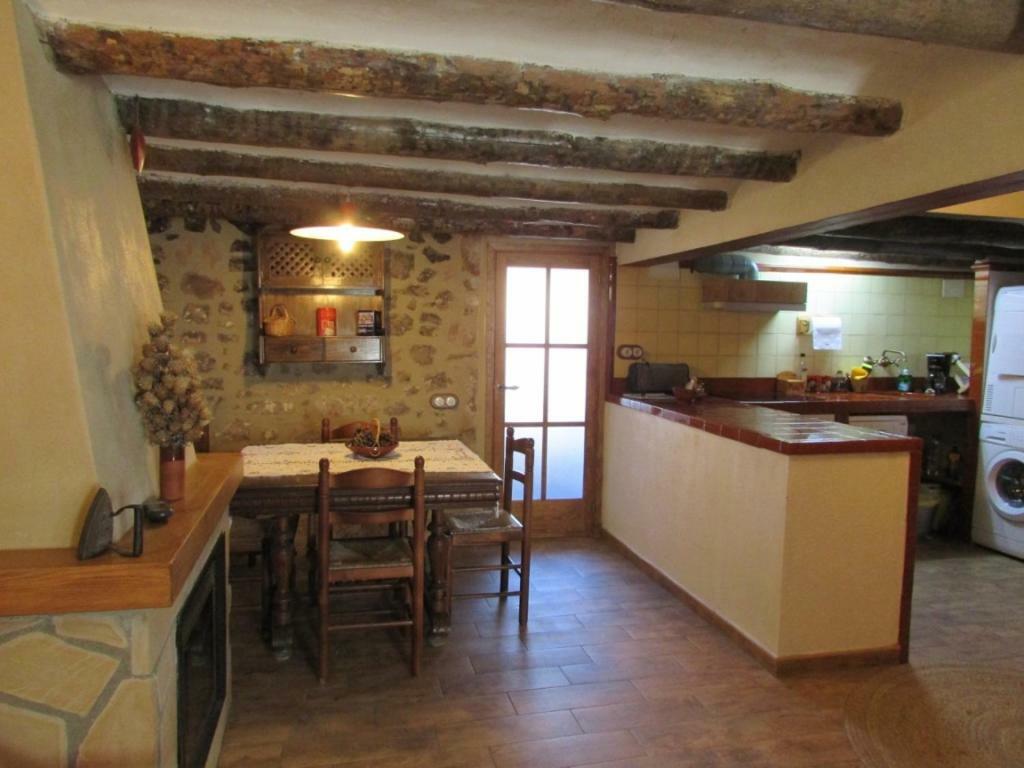 Can Font Guest House Сиурана Екстериор снимка