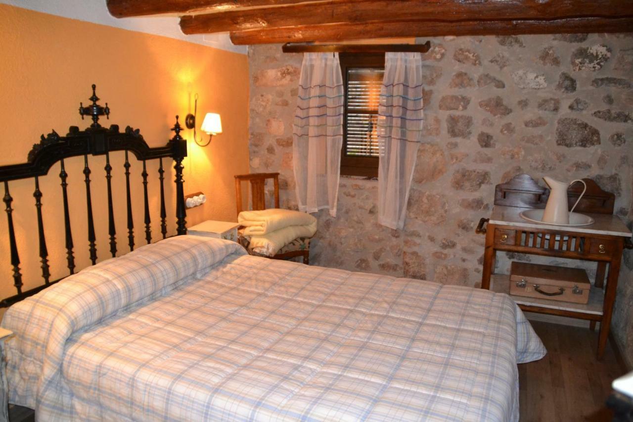 Can Font Guest House Сиурана Екстериор снимка