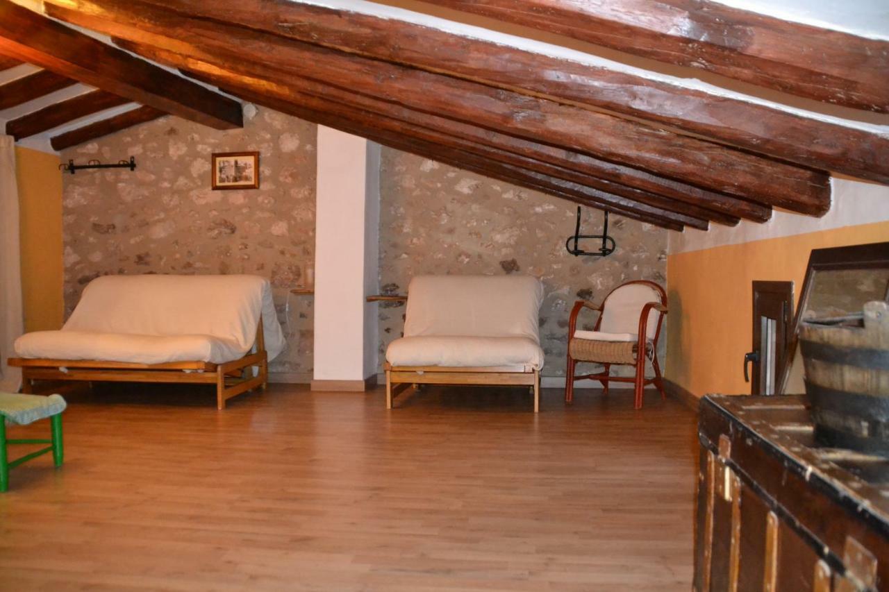 Can Font Guest House Сиурана Екстериор снимка